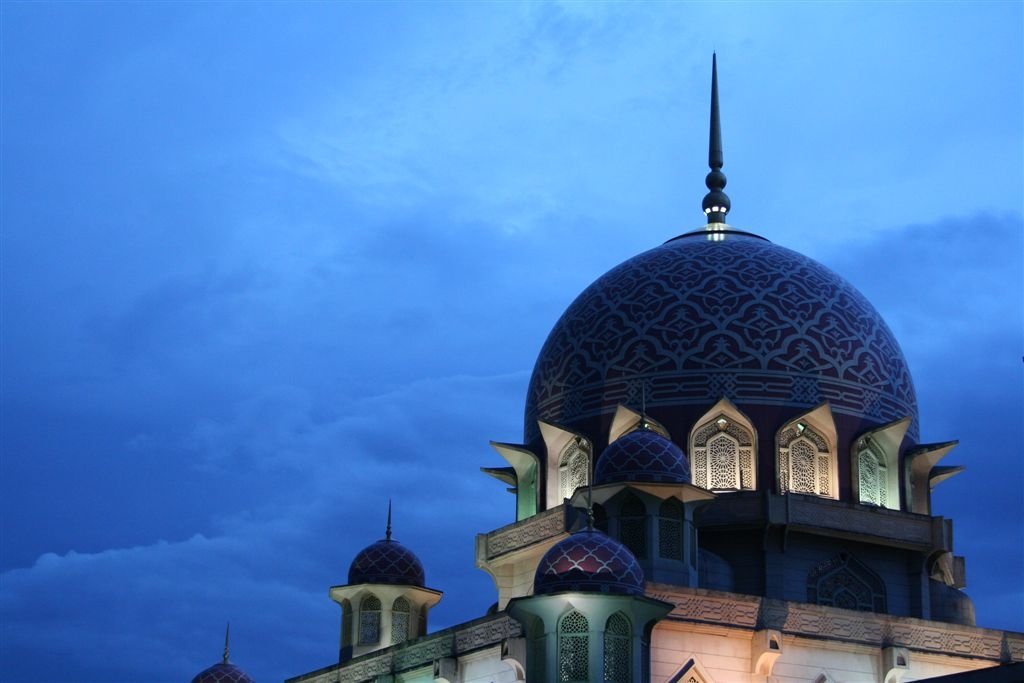 Putrajaya Mosque in Malaysia (nightfall)
